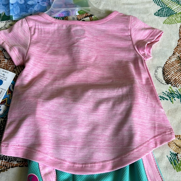 NWT Nickelodeon Paw Patrol Shorts Set Pink SS Tee Green Shorts 12M Pawsome Dogs - Picture 10 of 16